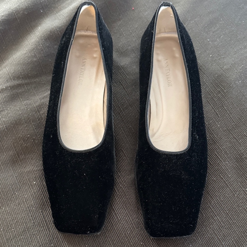 Ann Taylor Black Velvet Square-Toe Flats
